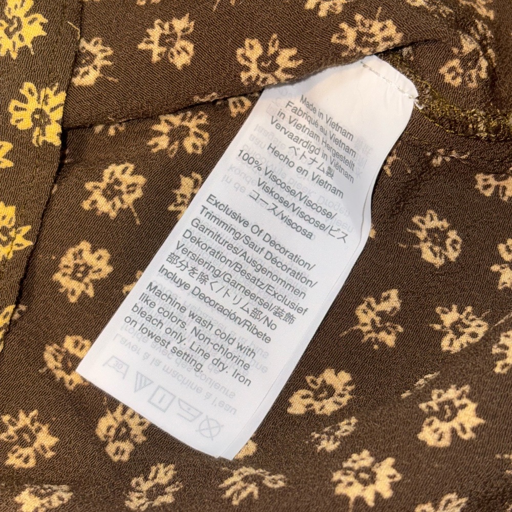 Madewell Piped Mini Skirt is featured in a "Marlow Floral Golden Spinach small - Picture 8 of 10
